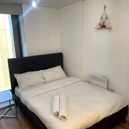 Cozie 1 Bedroom Apartment Manchester Exterior photo