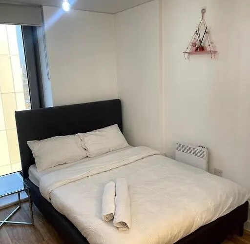 Cozie 1 Bedroom Apartment